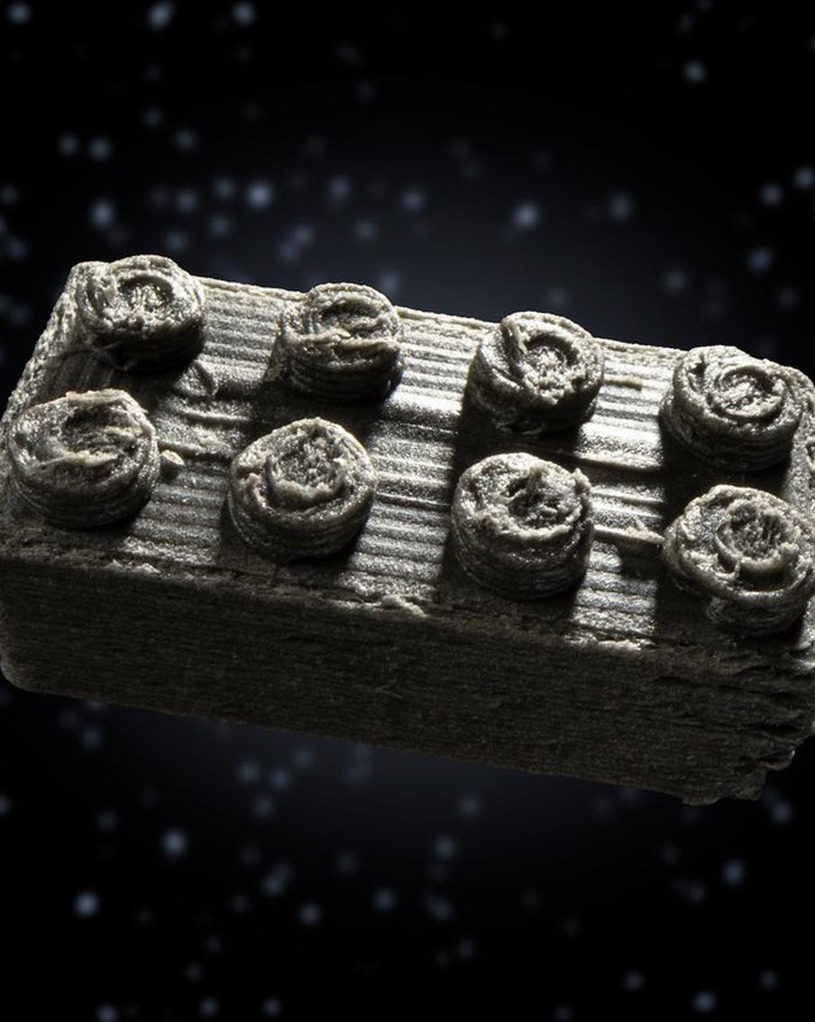 Детский конструктор изготовили из метеоритной пыли