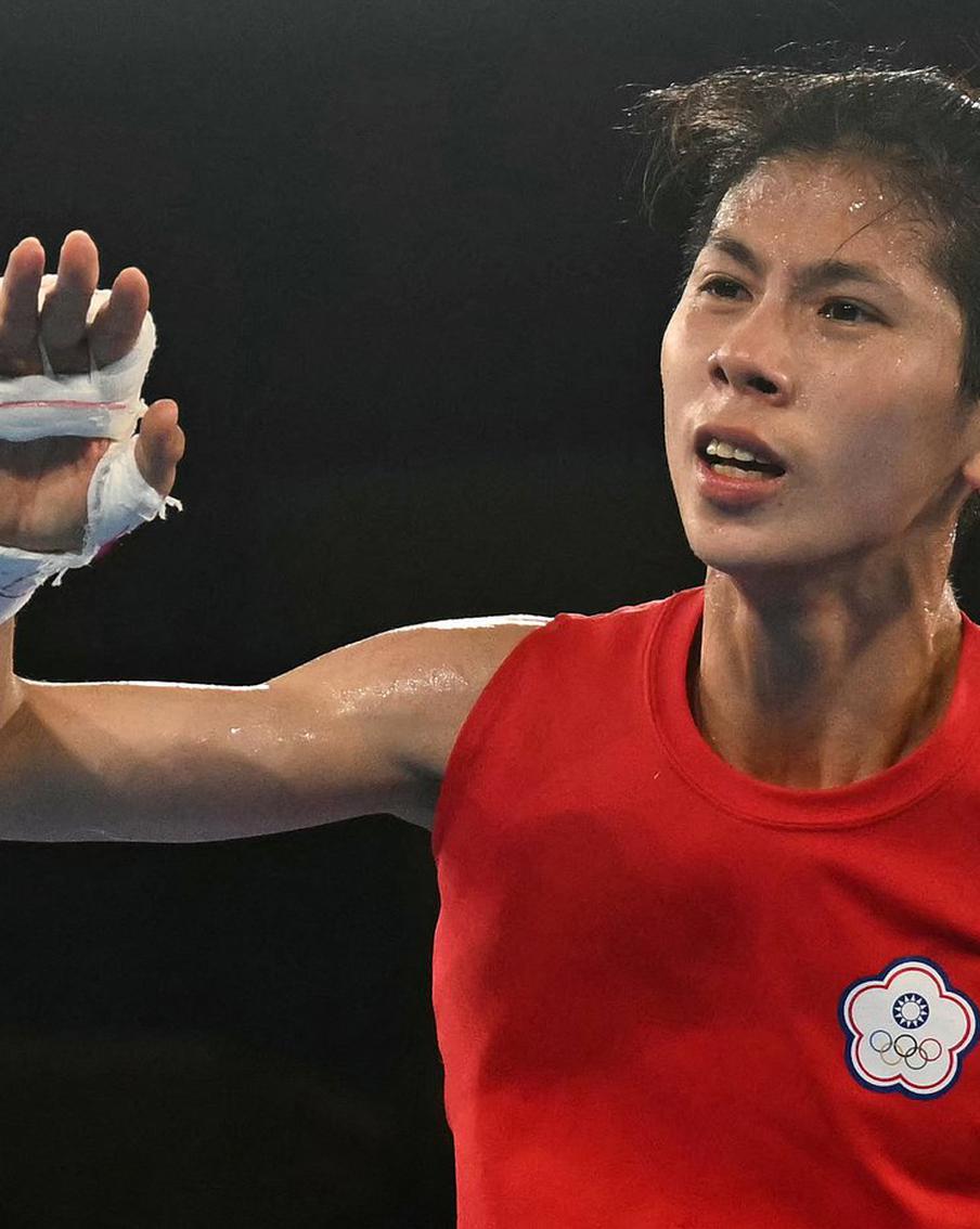 "Бороться с соперницей с Y-хромосомой нечестно": врач объяснила, как боксёрши с тестостероном выиграли Олимпиаду