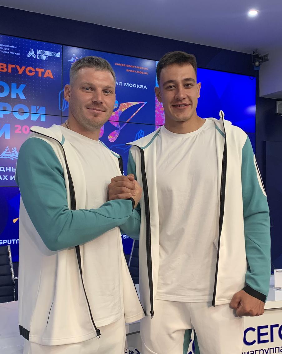 "Греби Штыль вместо кого-то из нас, было бы золото": россияне даже без медалей вернулись в Москву национальными героями