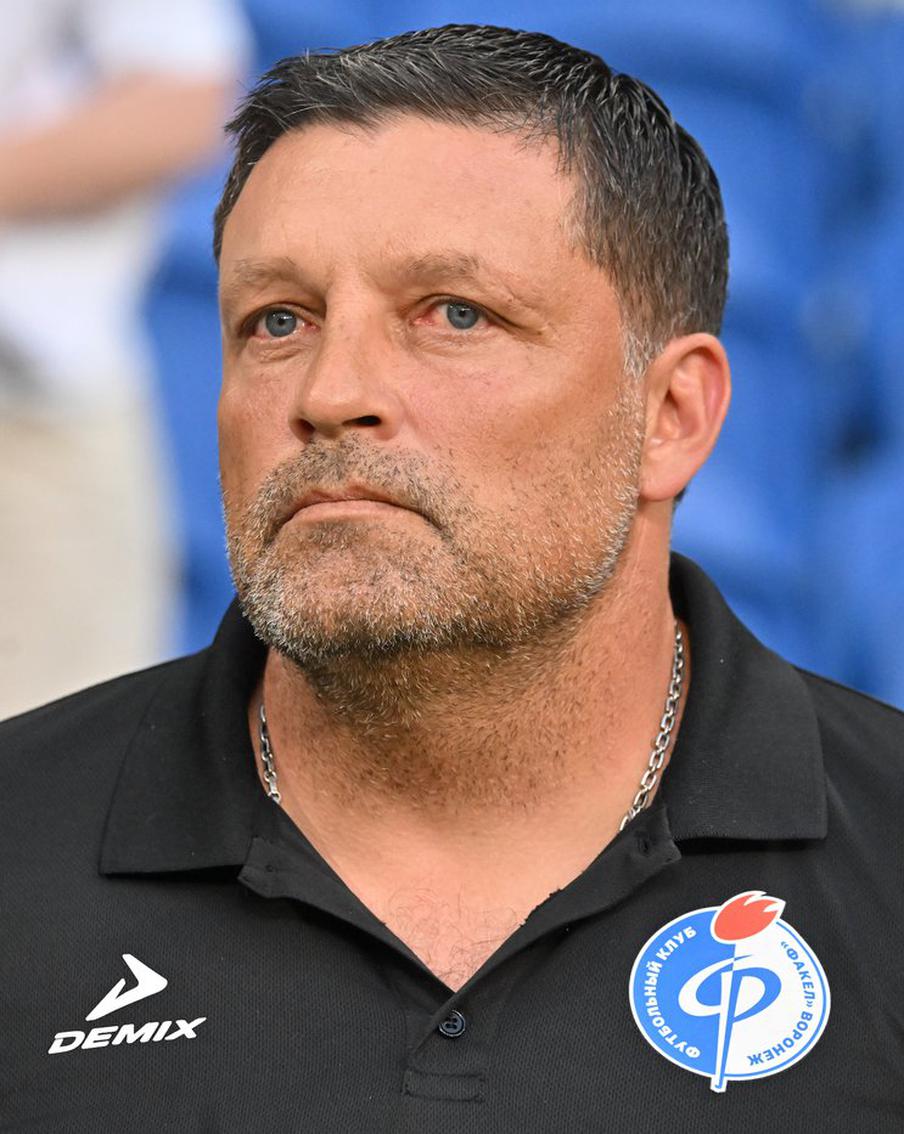 В сезоне РПЛ случилась первая отставка: Игорь Черевченко покинул пост главного тренера "Факела"