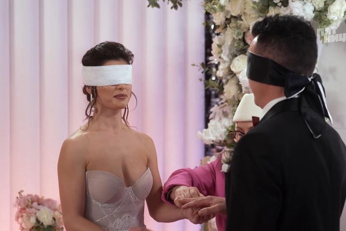 Реалити "Свадьба вслепую" проверит, можно ли влюбиться, не видя человека ни разу