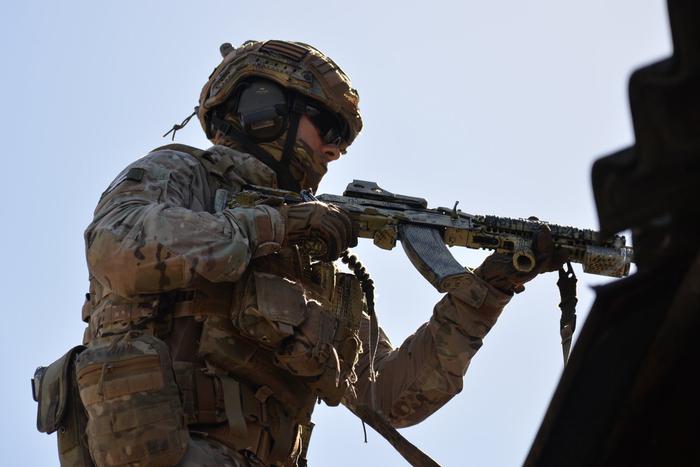 В Курской области взяли в плен группу украинских военных