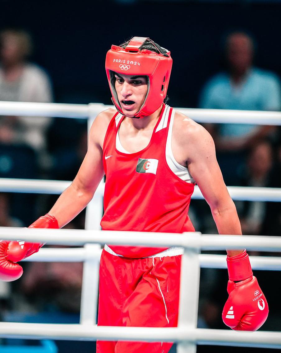 Провалившая гендерный тест боксёрша Хелиф подала иск против Маска и Роулинг