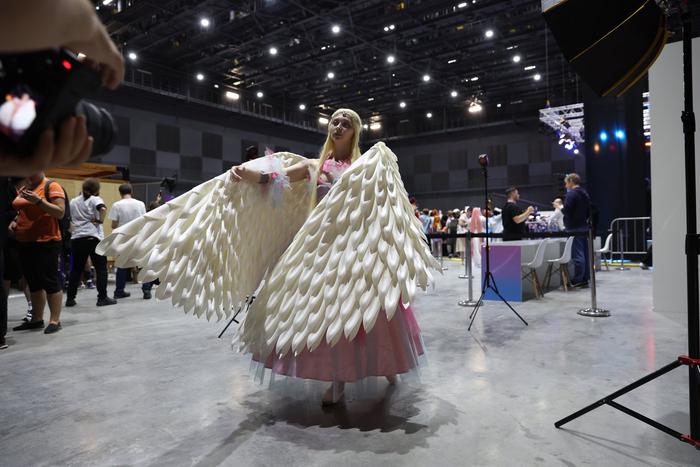 Московские фанаты аниме, дорам и комиксов выясняли, кто круче