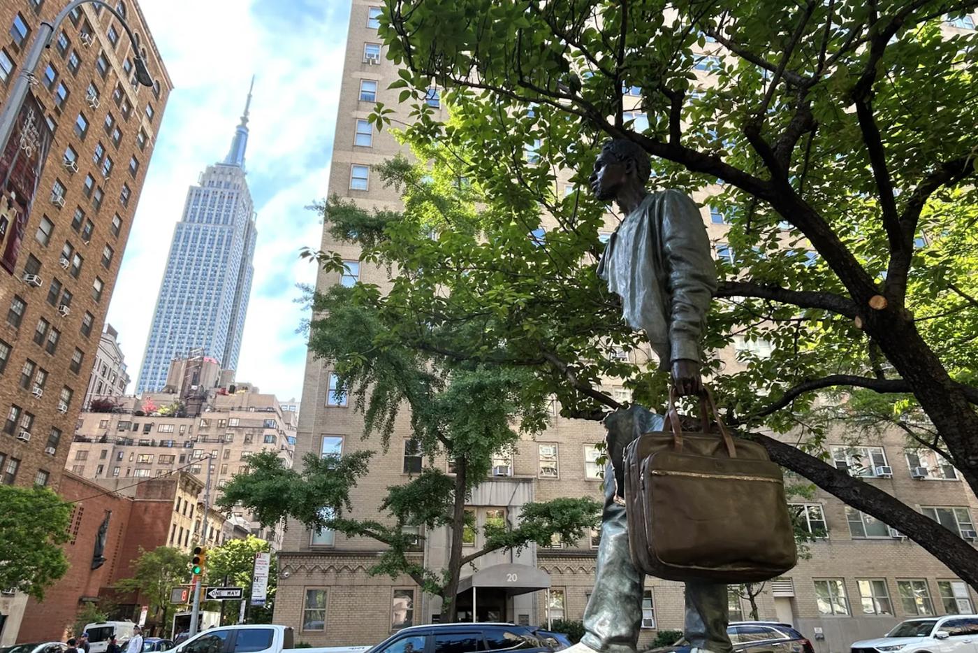 "Путешественники".