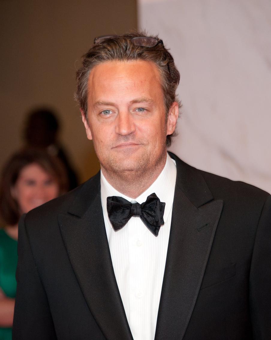 По делу о смерти Мэттью Перри задержали врача и наркодилеров