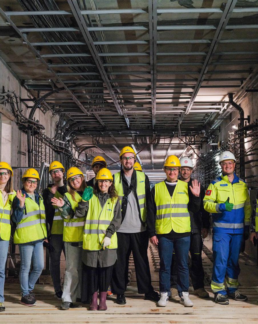 Горожане побывали с экскурсиями на строящихся станциях "ЗИЛ" и "Новомосковская" Троицкой линии метро