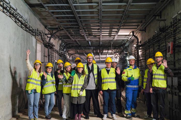 Горожане побывали с экскурсиями на строящихся станциях "ЗИЛ" и "Новомосковская" Троицкой линии метро