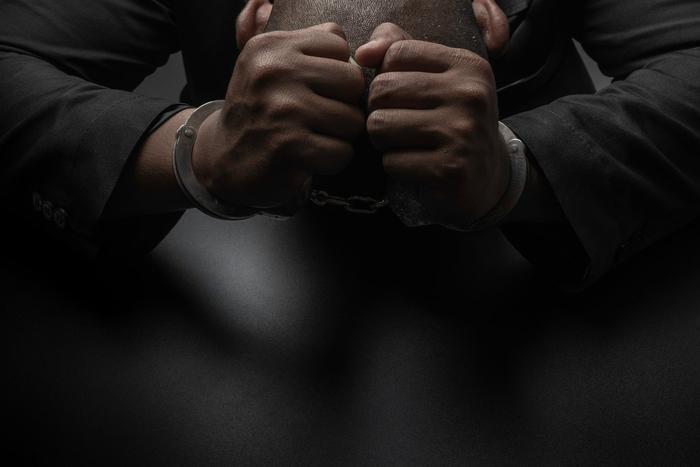 Двух полковников ФСБ приговорили за взятки от католических священников