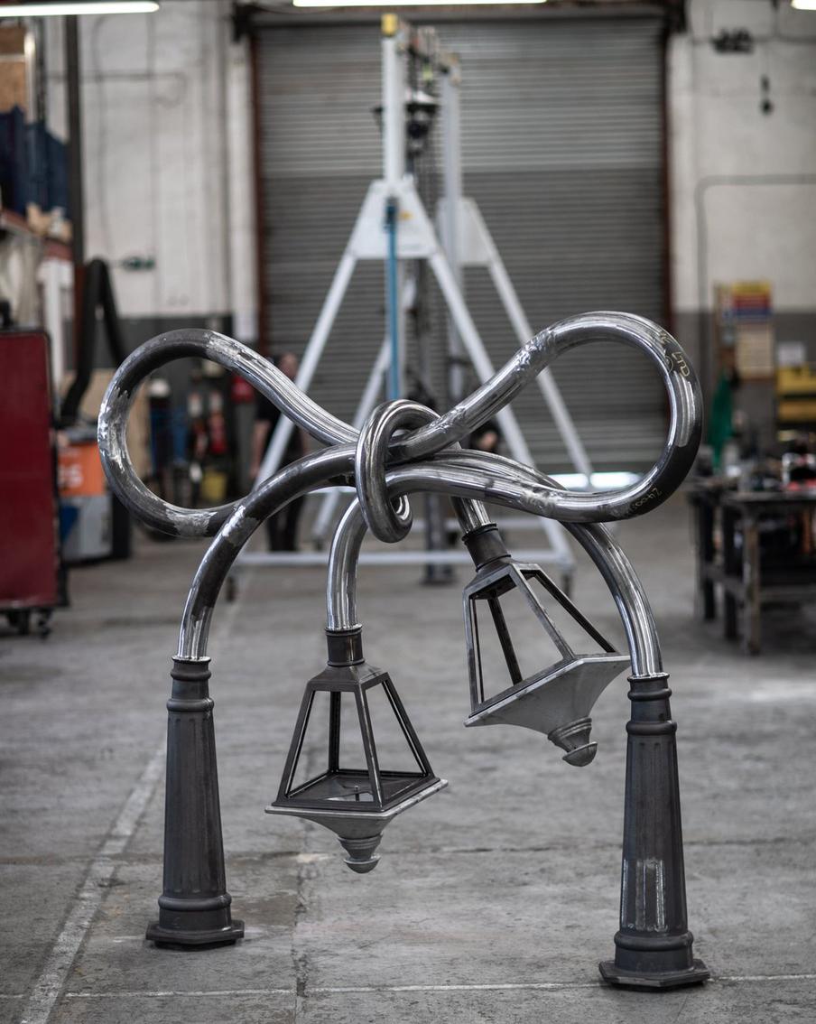 Скрученные фигуры.