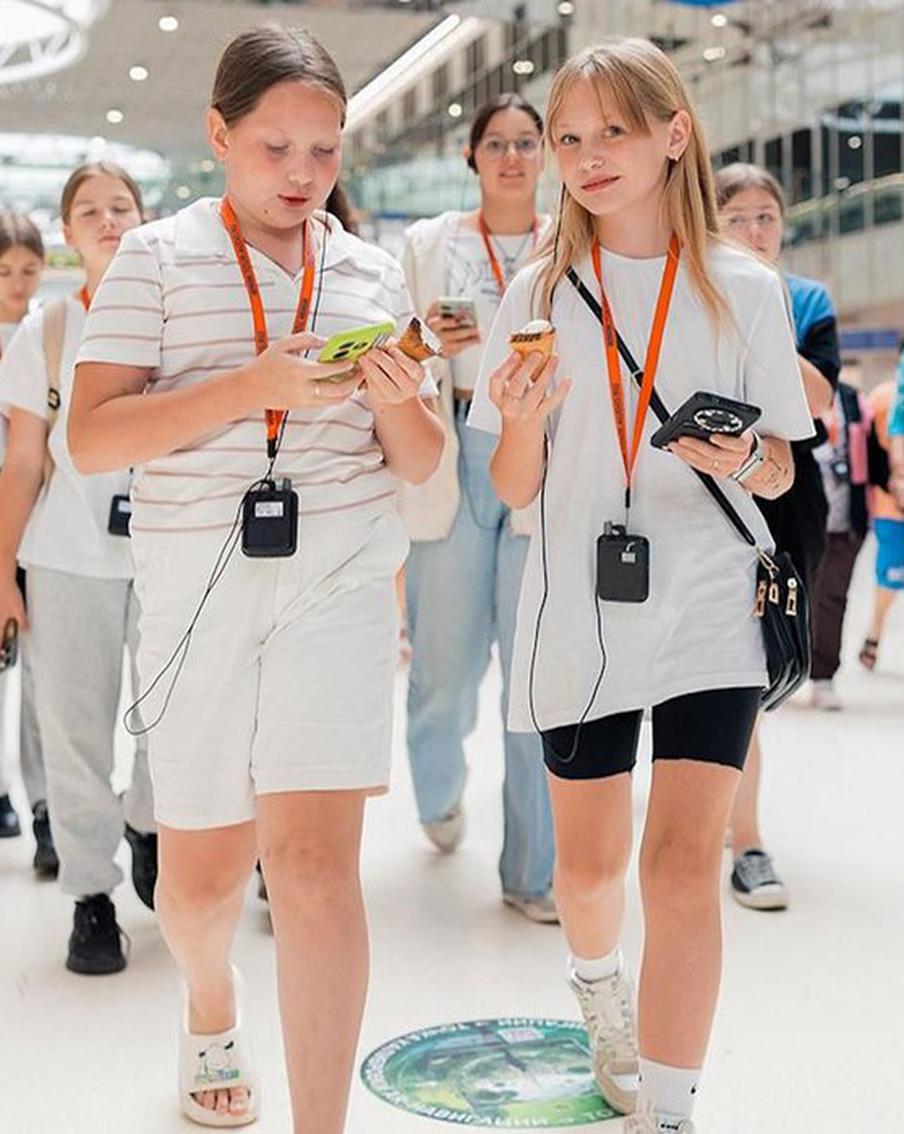 Площадку "Москвы 2030" в "Сколково" посетили дети из Курской области