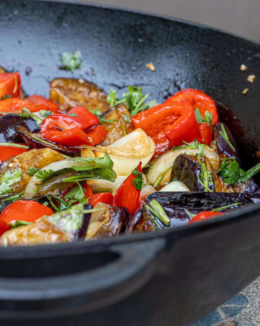 Осень – самое время питаться сытно и полезно. Шеф-повары предлагают интересные рецепты осенних блюд