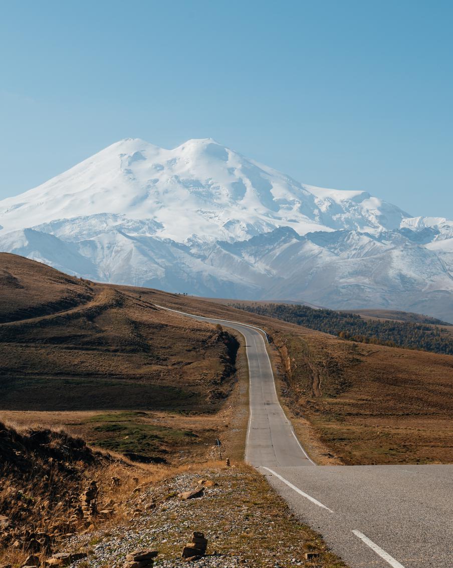 БПЛА, подключённый к "ЭРА-ГЛОНАСС", впервые доставил лекарства на гору Эльбрус