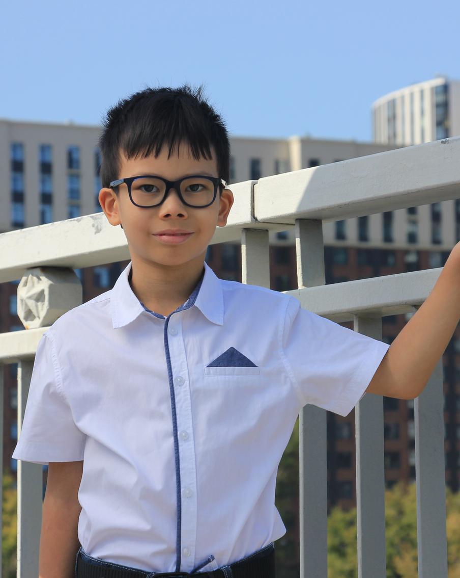 Самый юный гид Москвы обошёл всю Шелепиху и нашёл в ней шесть букв Ш