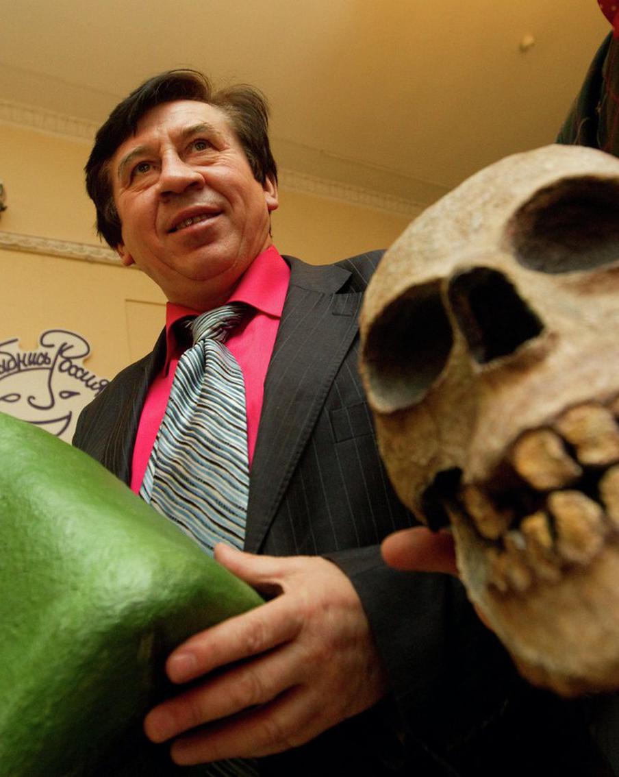 Одни и те же грабли: Лёня Голубков зовёт россиян в МММ 2.0