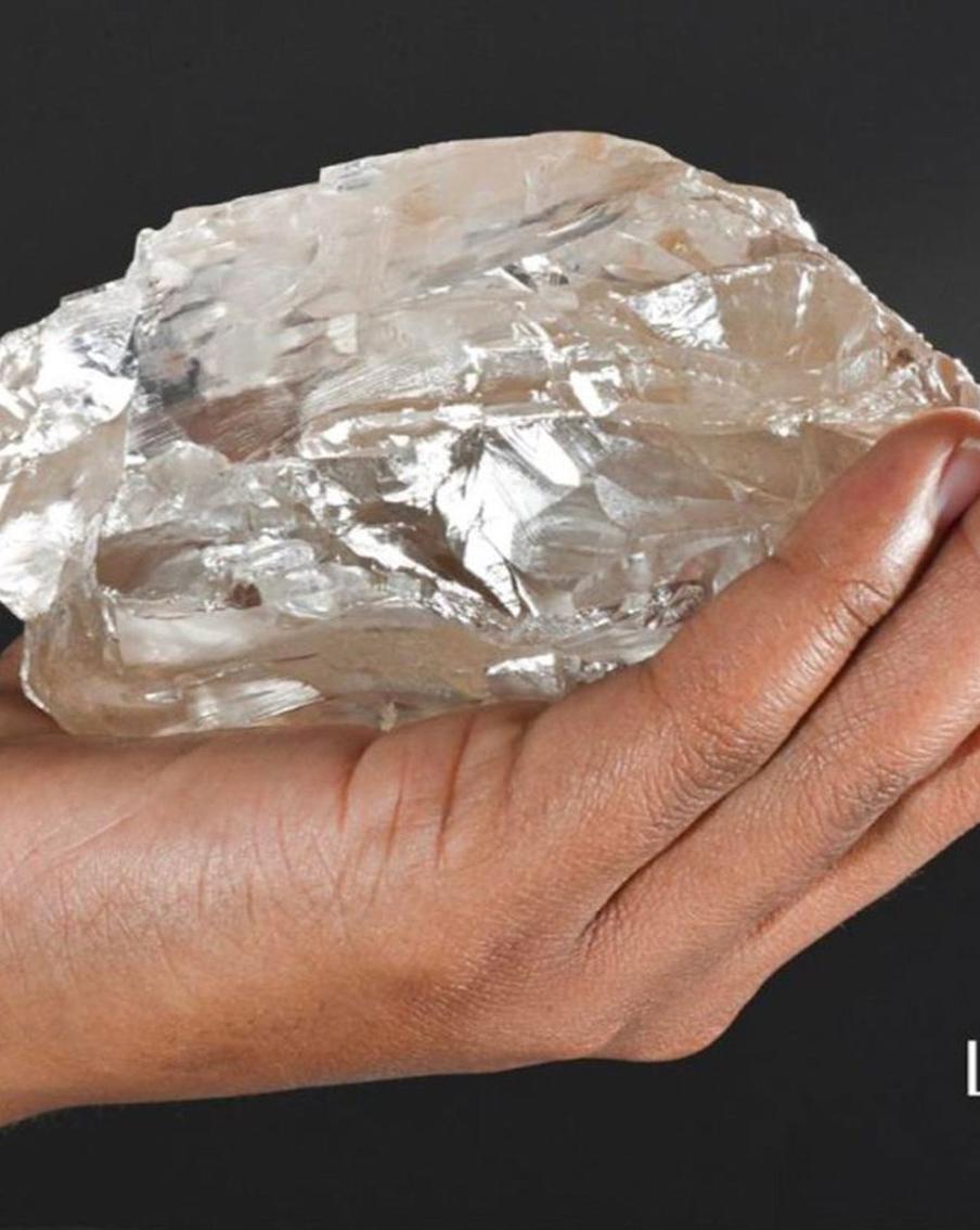 В Африке добыли второй по величине в истории алмаз. Почему его ждёт нелёгкая судьба?