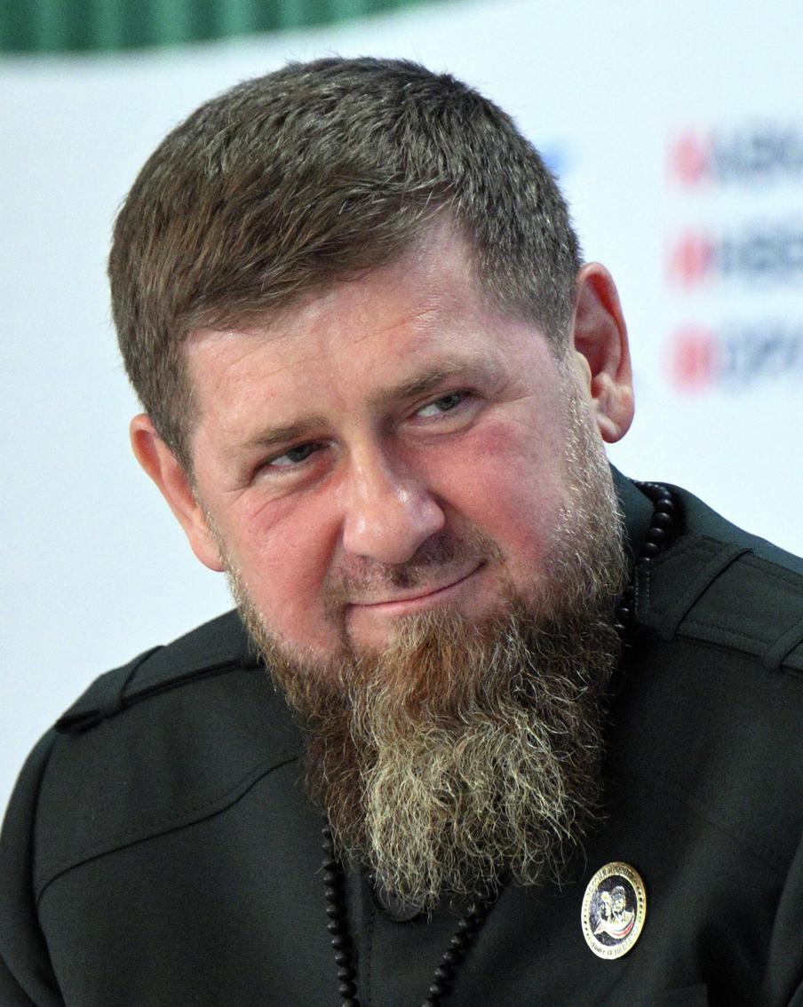Глава Чечни Рамзан Кадыров рассказал о спасении из окружения ВСУ в Курской области более 40 россиян