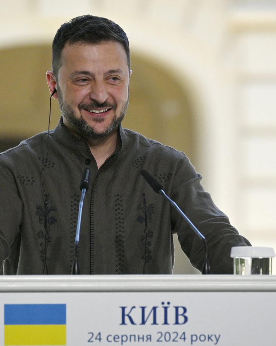 Командир российского спецназа рассказал, как Зеленский в слезах извинялся перед Кадыровым