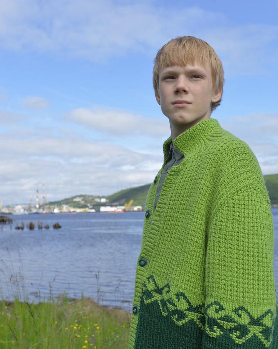 Ярослав Могильников сбежал от бабушки в сериале "Юг". Metro оценило новый сериал о подростке, отправившемся на поиски родного отца