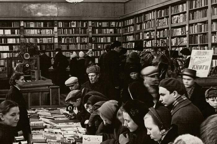 Москвичи стали больше читать: какие книги нравятся жителям столицы больше всего