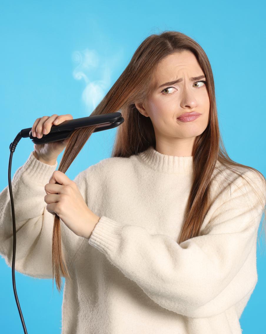 Эти регулярные привычки приводят к повреждению ваших волос