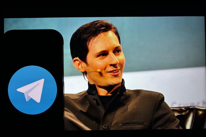 По делу Telegram во Франции пока проходит только Дуров, сообщил источник