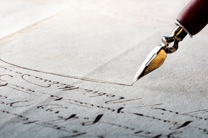 Какими чернилами пишет патриарх и зачем нужна ручка с персональным ДНК