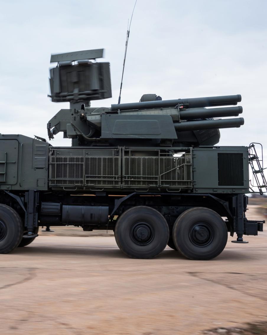 Силы ПВО за ночь уничтожили шесть беспилотников ВСУ над тремя регионами