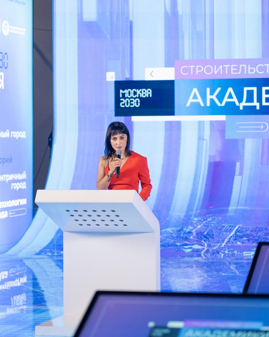 Градостроительный комплекс столицы организовал викторину для детей с Тиной Канделаки в рамках форума-фестиваля "Москва 2030"