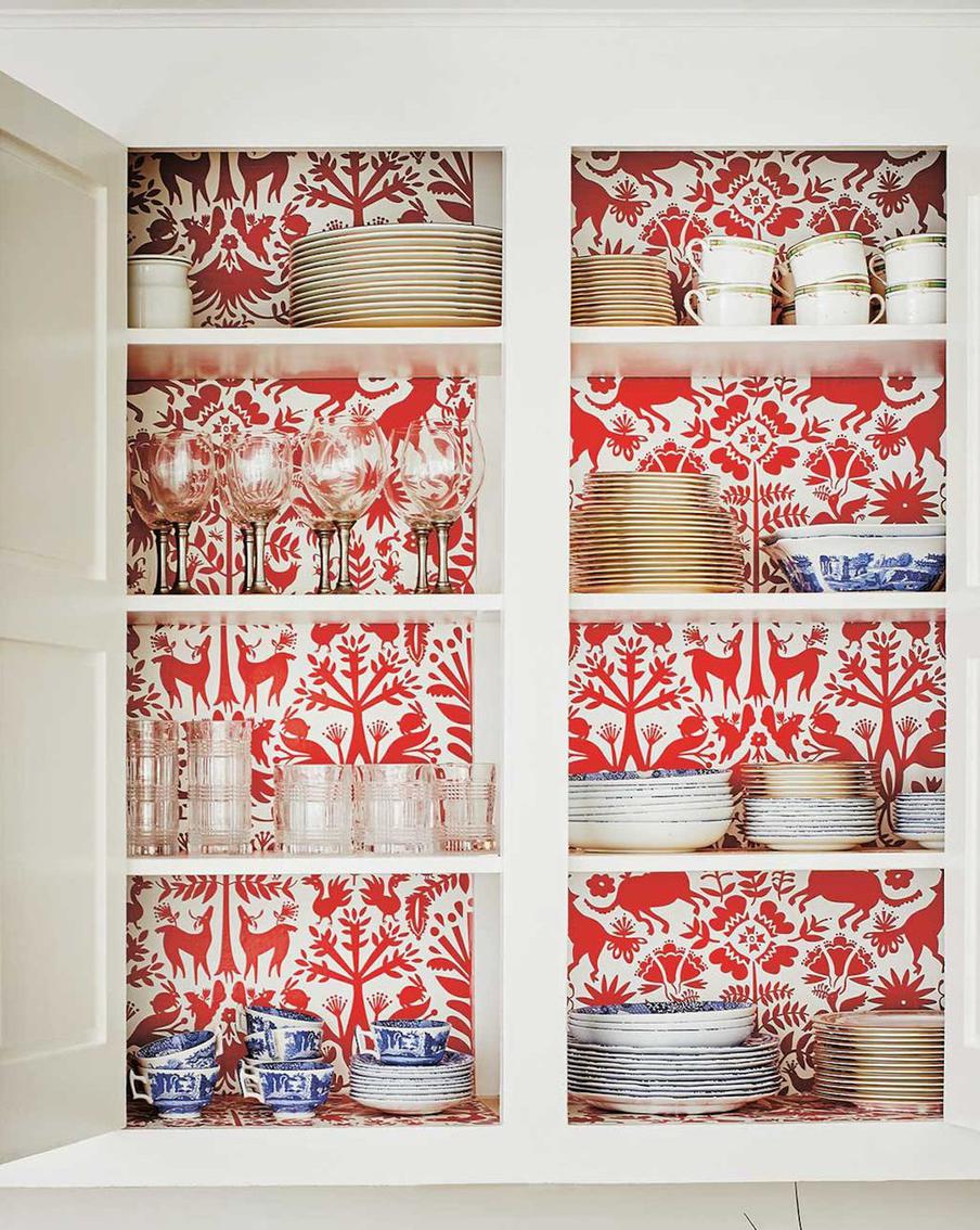 Что делать с остатками обоев: простые и стильные идеи для дома