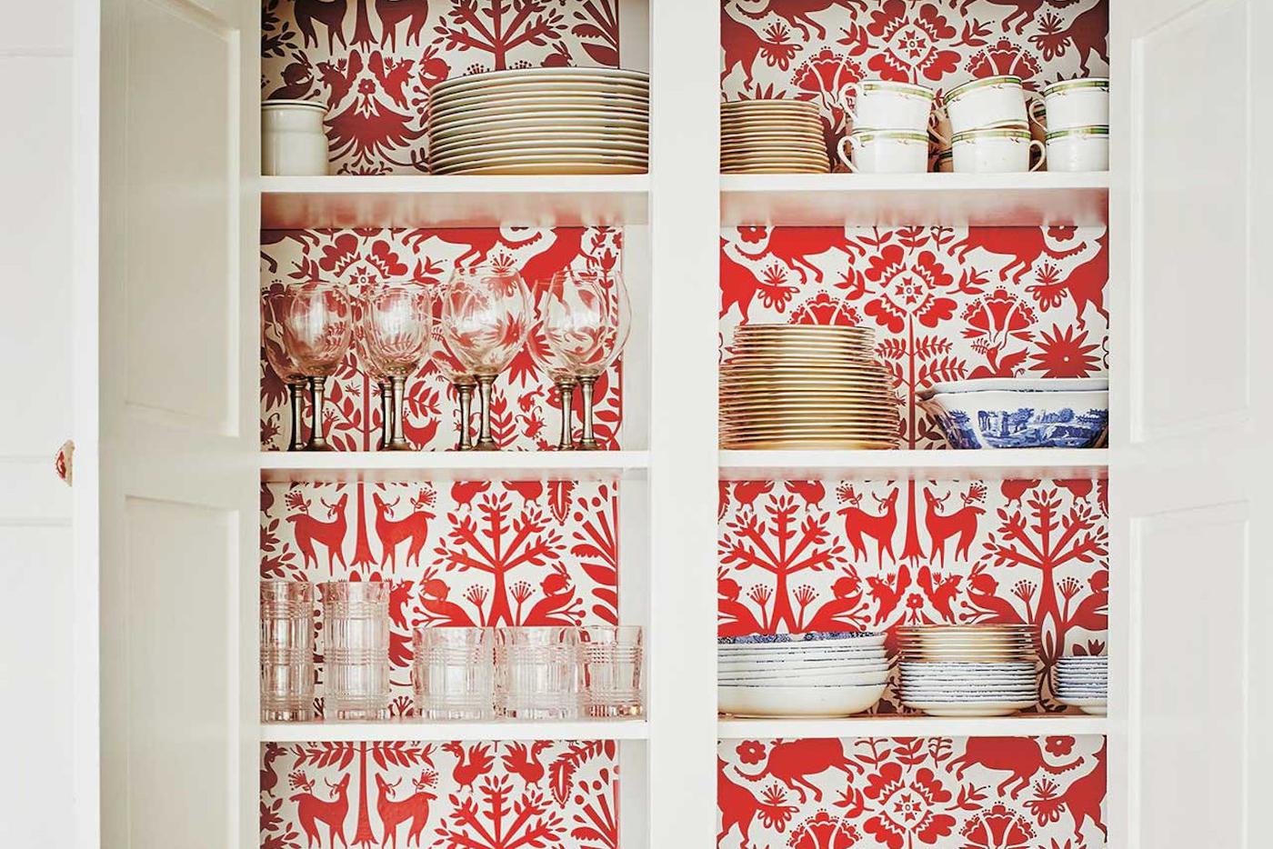 Что делать с остатками обоев: простые и стильные идеи для дома