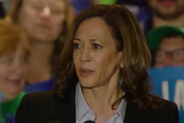 Камала Харрис обходит Дональда Трампа на пять пунктов