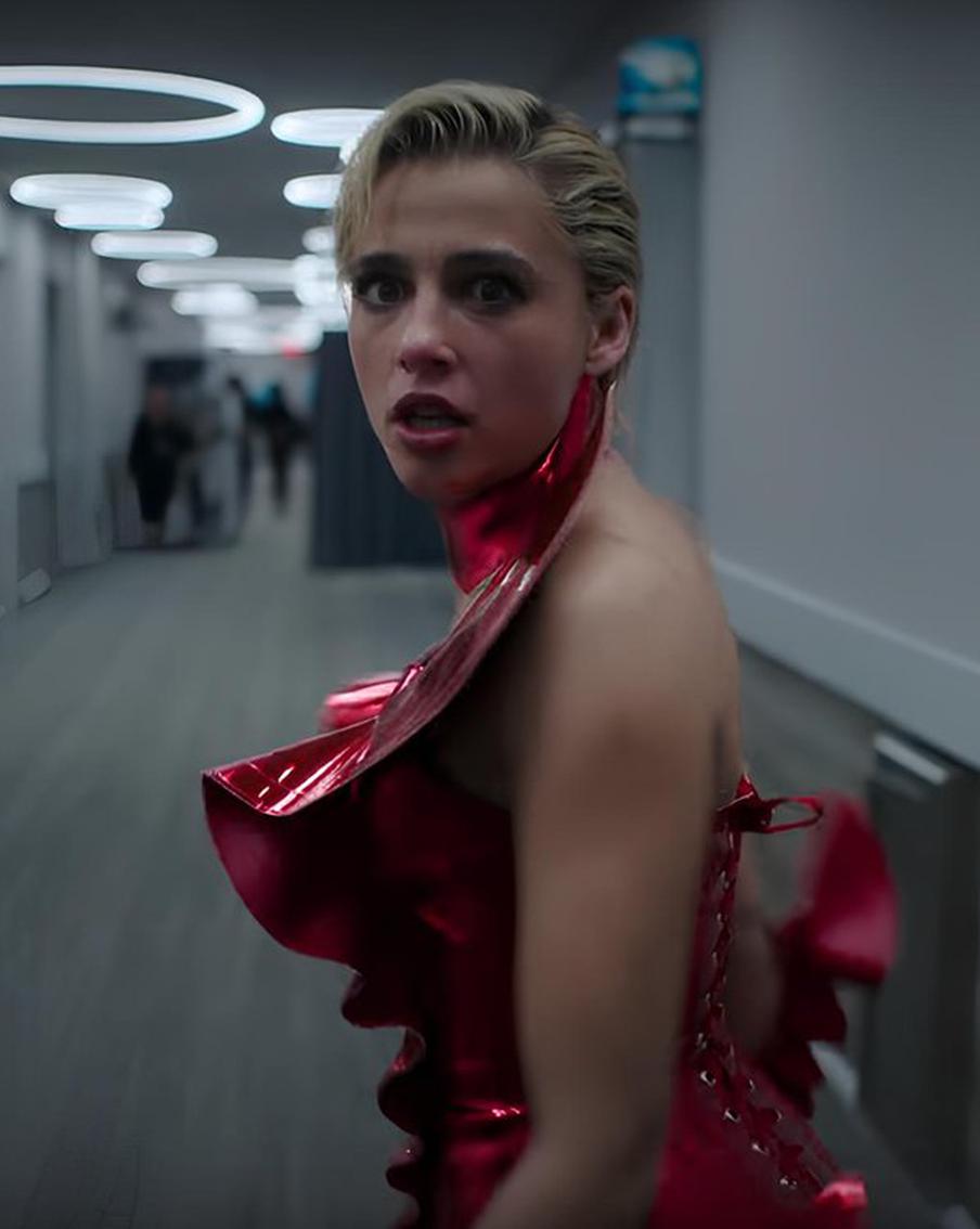 Второй трейлер хоррора "Улыбка 2": проклятье продолжает преследовать несчастных