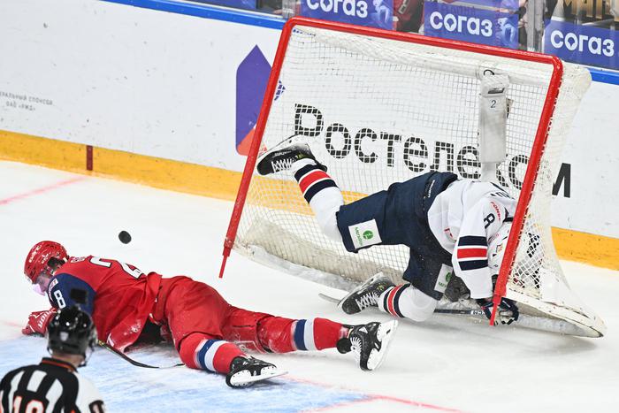 Чем обернётся для КХЛ возвращения партнёра Овечкина по "Вашингтону"