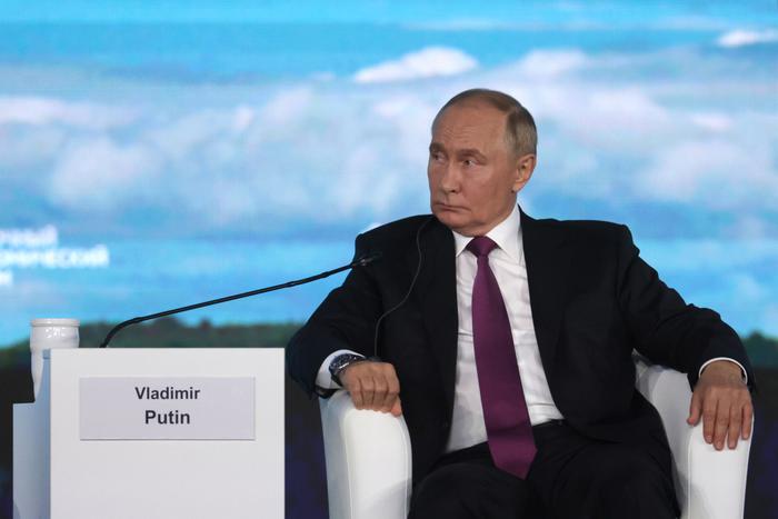 Украина, обмен заключёнными и ситуация в приграничье: Путин выступил на Восточном экономическом форуме