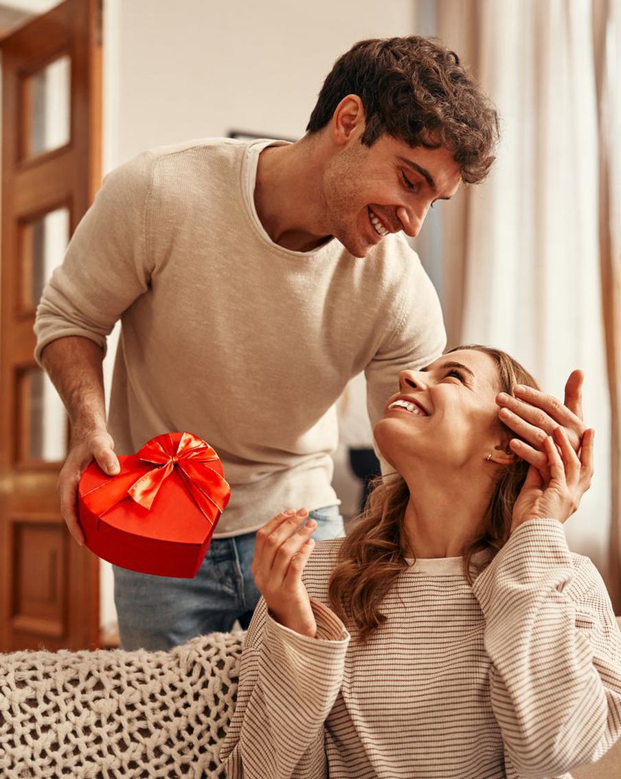 Гороскоп на 6 сентября 2024 года: что вас ждёт, чего остерегаться, какие будут выходные