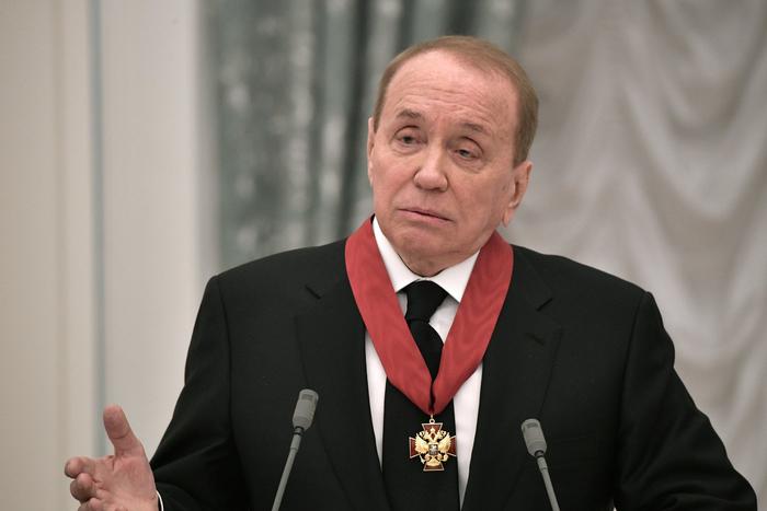 Так говорил Александр Масляков. Умер легендарный ведущий КВН