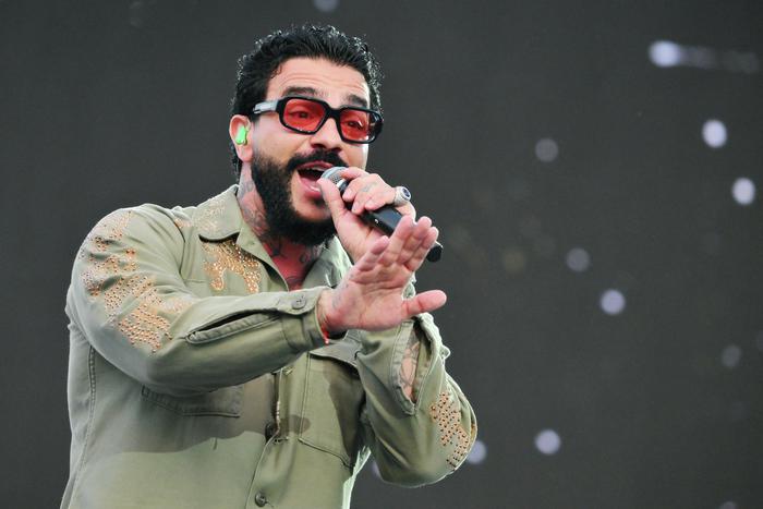 "Моими сыновьями можно гордиться!": Тимати подарил матери квартиру в Москве