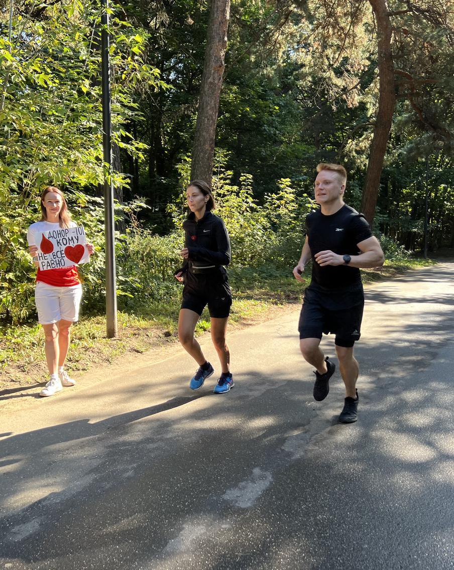 Москвичи поучаствовали в благотворительном забеге доноров костного мозга