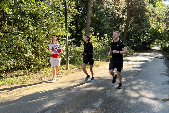 Москвичи поучаствовали в благотворительном забеге доноров костного мозга