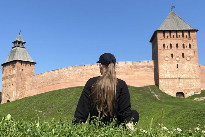 В Великом Новгороде можно отправиться из "варяг в греки" и попасть в сказку. Репортёр Metro познакомился с городом