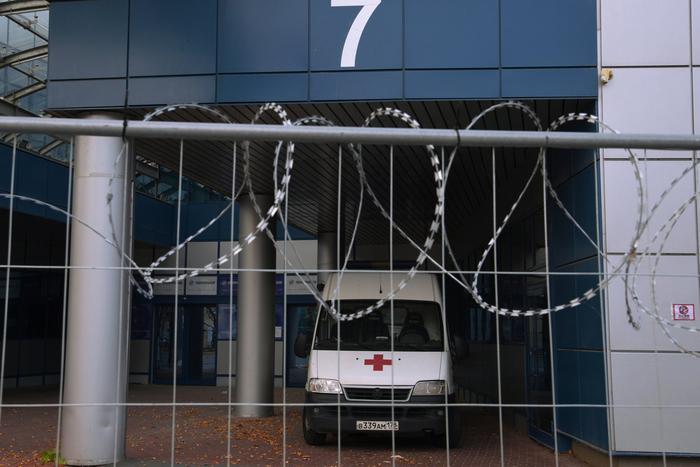 Житель Петербурга скончался после укуса прохожего