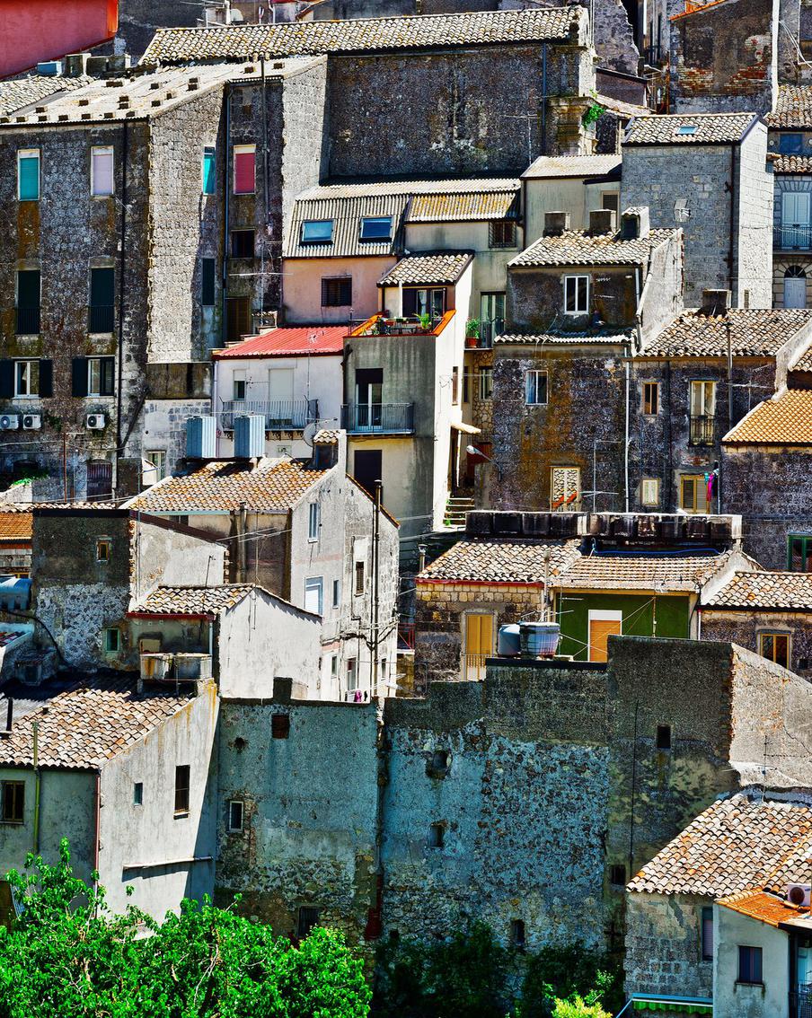 Британец приобрёл в Италии дом за 1 евро, но столкнулся с неожиданными тратами