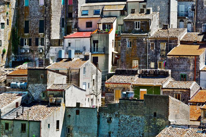 Британец приобрёл в Италии дом за 1 евро, но столкнулся с неожиданными тратами