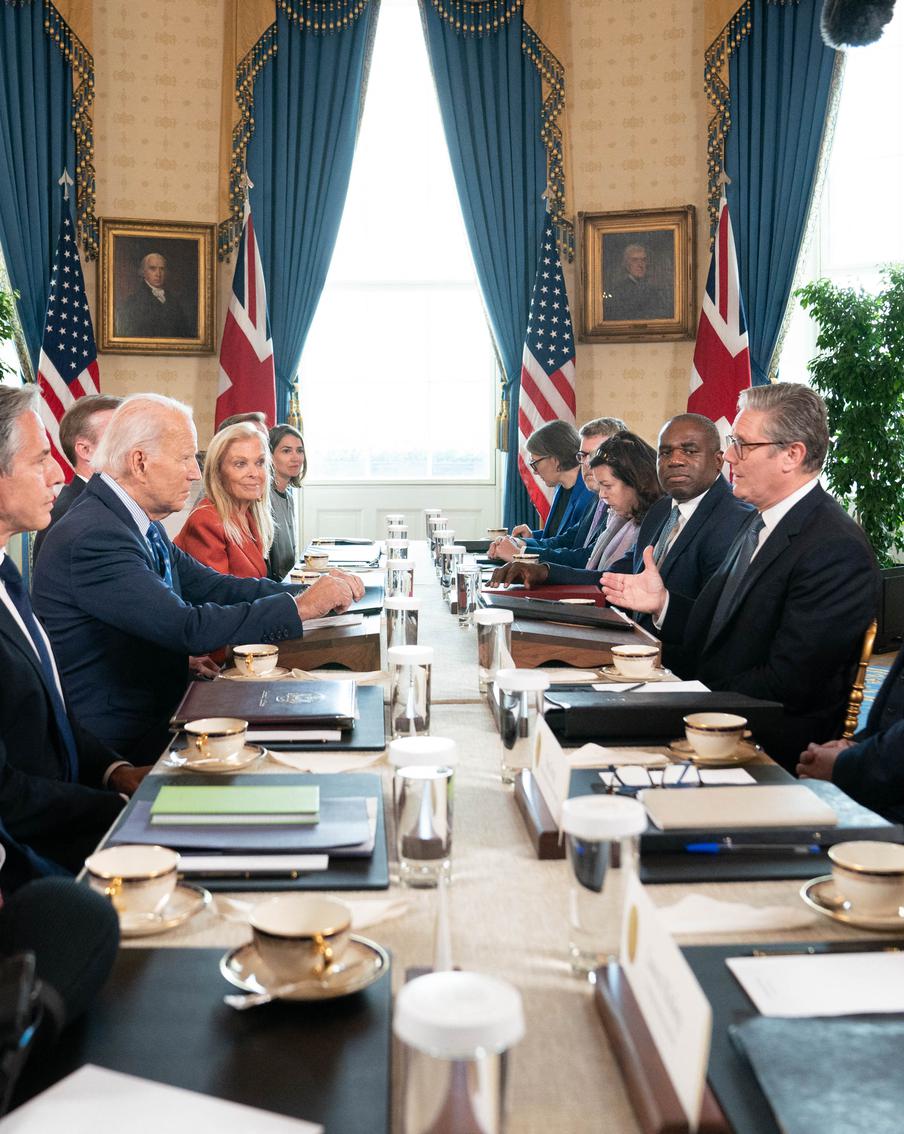 Переговоры Байдена и Стармера не привели к отмене ограничений на удары ВСУ вглубь российской территории