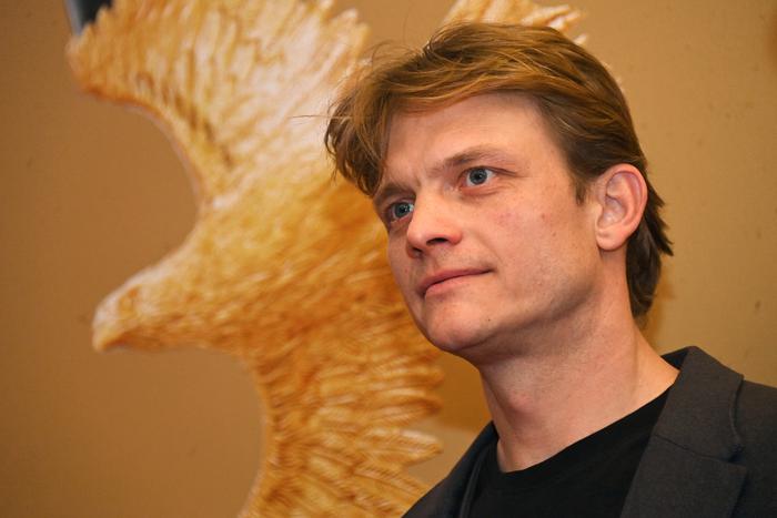 В Санкт-Петербурге в процессе досмотра был задержан исполнитель роли Шута в сериале "Король и Шут"