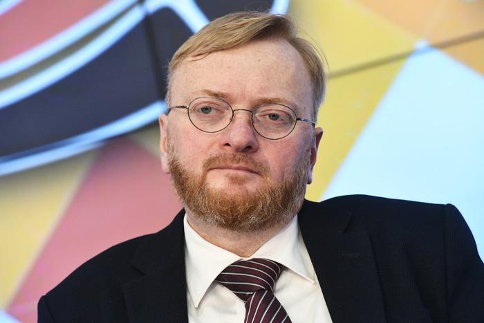 Виталий Милонов предположил, кто стоит за нападением в челябинской школе