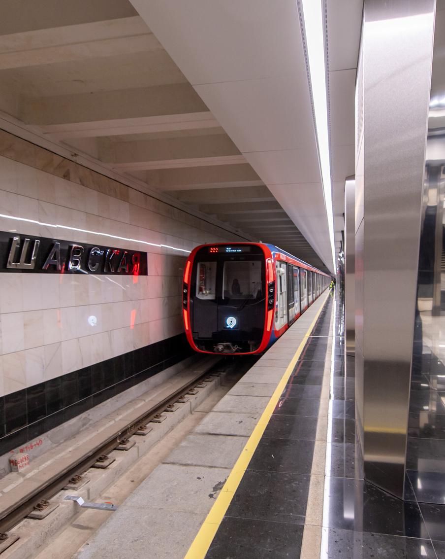 Семь новых наземных маршрутов, станция БКЛ и офис "Мои документы" появились в Нагорном районе