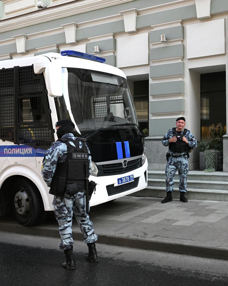 "Это рейдерский захват": в центре Москвы у офиса Wildberries стреляли – погибли люди