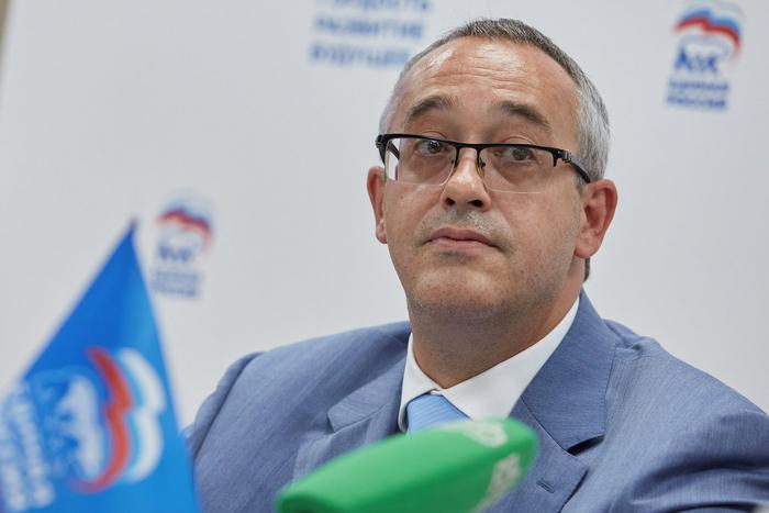 Спикером столичного парламента избран Алексей Шапошников